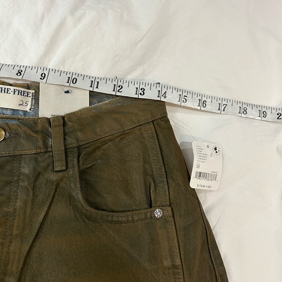 NWT Free People We The Free Good Luck Coated Barrel Jeans New Moon 25 - Picture 13 of 16